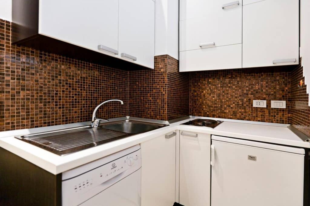 Downtown - The Flat Apartment Mailand